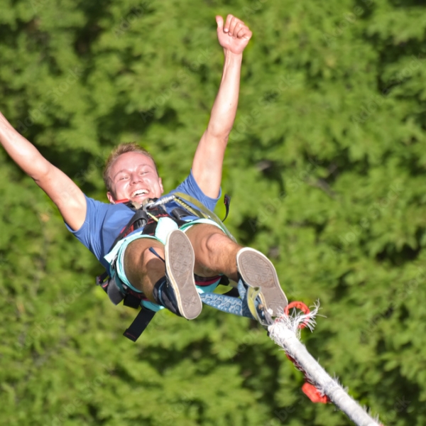 Saut à l'elastique